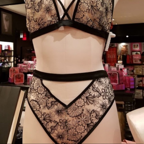 Victoria’s Secret Luxe High-Waisted Panties Size Medium Black - Picture 8 of 10